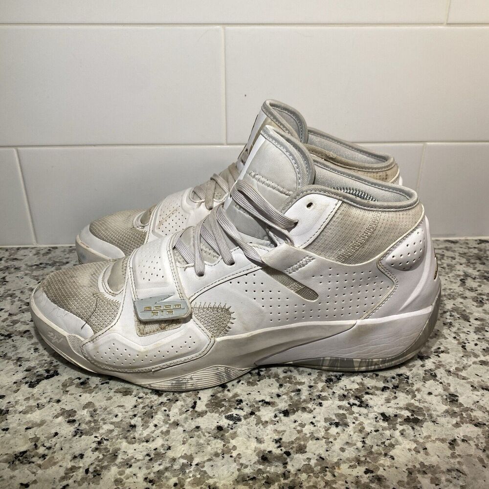 Jordan Men’s 11 Zion 2 TB DQ7688-170 White Basketball Shoes Sneakers Nike